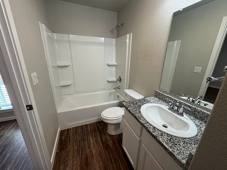 3411 Tiffin Ave — Photo 20