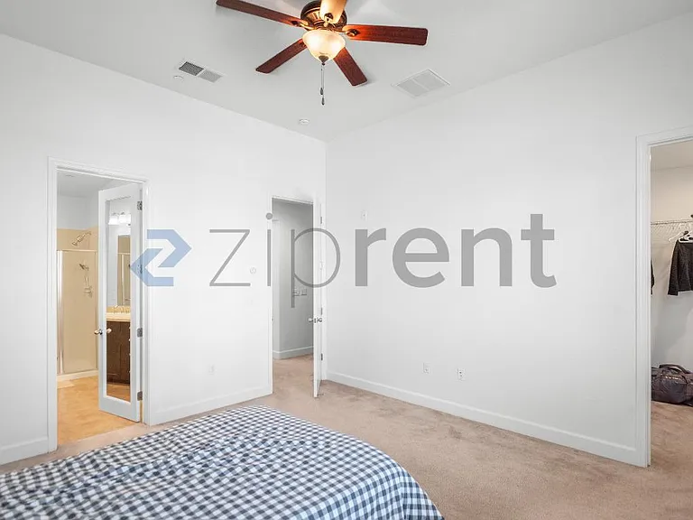 5279 Iron Horse Pkwy — Photo 16