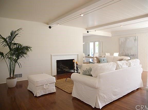 3rd image of 1320 Palos Verdes Dr W
