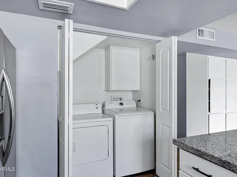14 E Hermosa Dr — Photo 26
