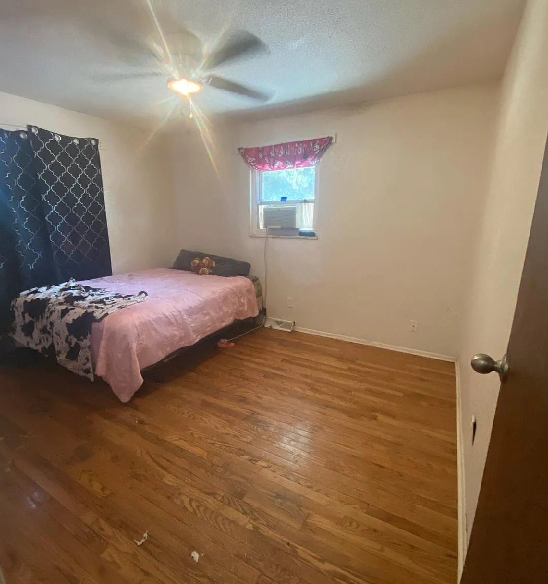 4 bed, 1500 sqft, $1,925 — Photo 3