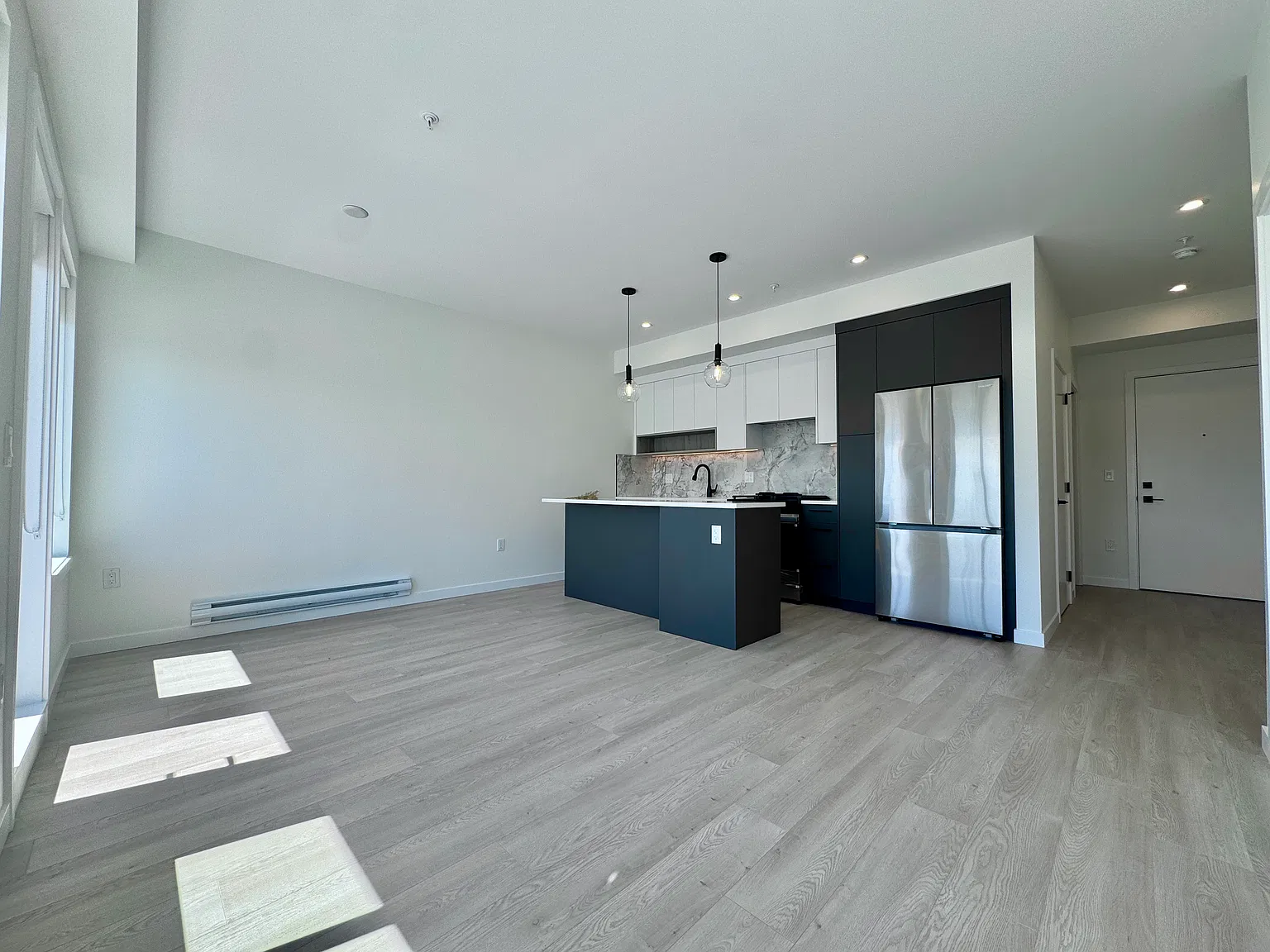 1 bed, 675 sqft, $2,000 — Photo 3