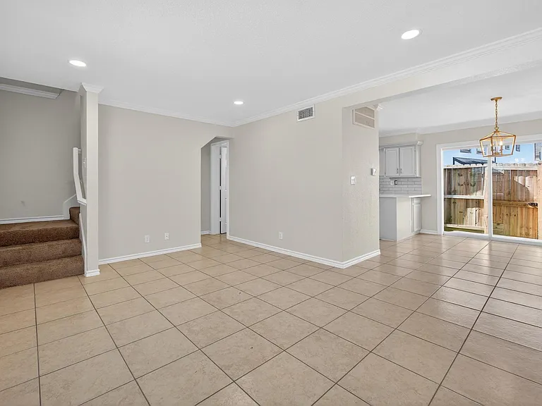 1221 Cedar Post Ln #1D — Photo 5
