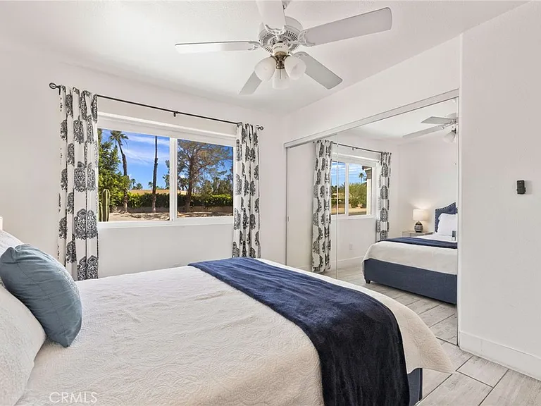 1479 E Francis Dr — Photo 15