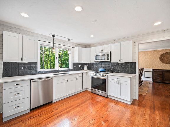 5th image of 178 Littlefield Ln