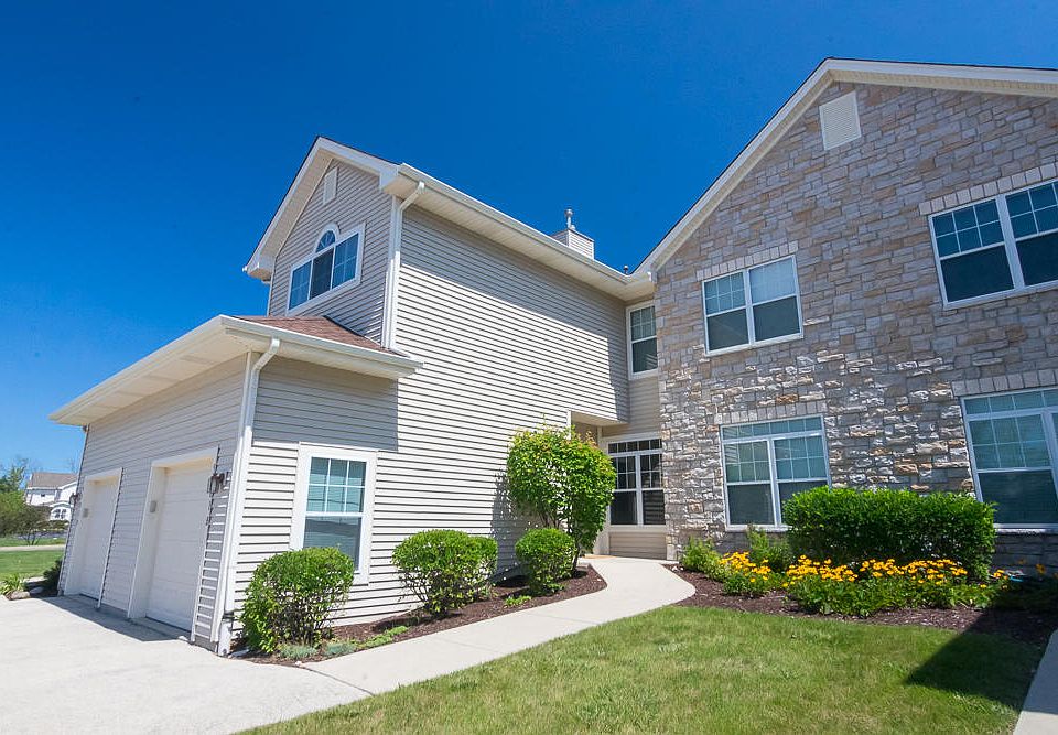1st image of 9301 S Cobblestone Way #612
