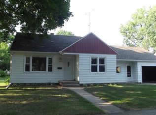 1025 5th St, Baraboo, WI 53913