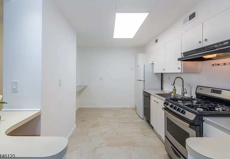 467 Valley St #1A — Photo 22