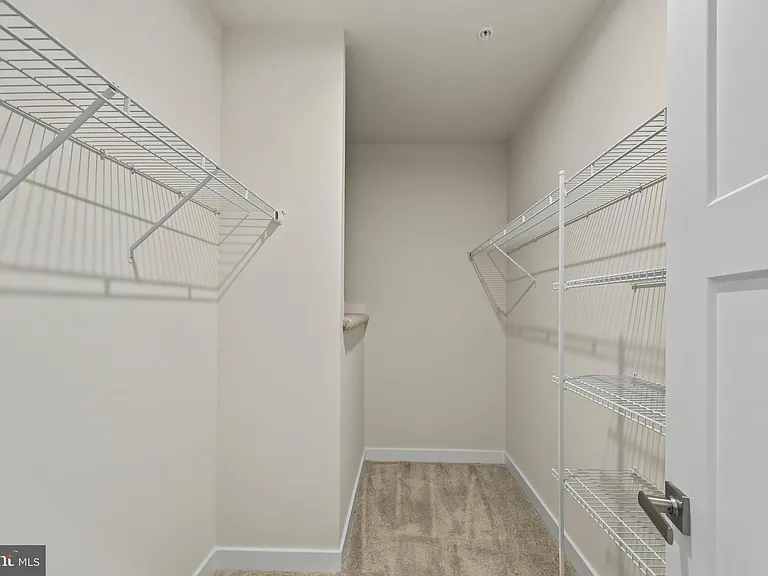 1733 Dunnington Pl — Photo 18