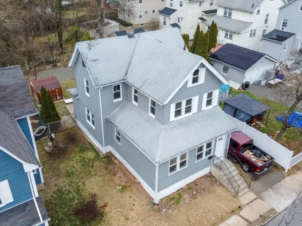 9 Sycamore St, Bloomfield, NJ 07003