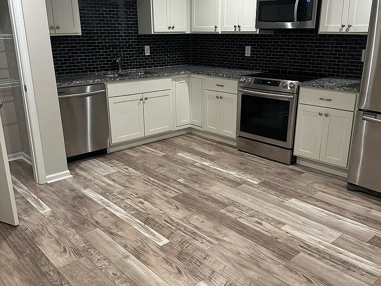 Waters Mill Dr — Photo 6