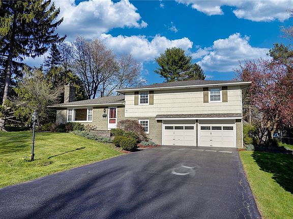 2nd image of 68 Hillcrest Dr