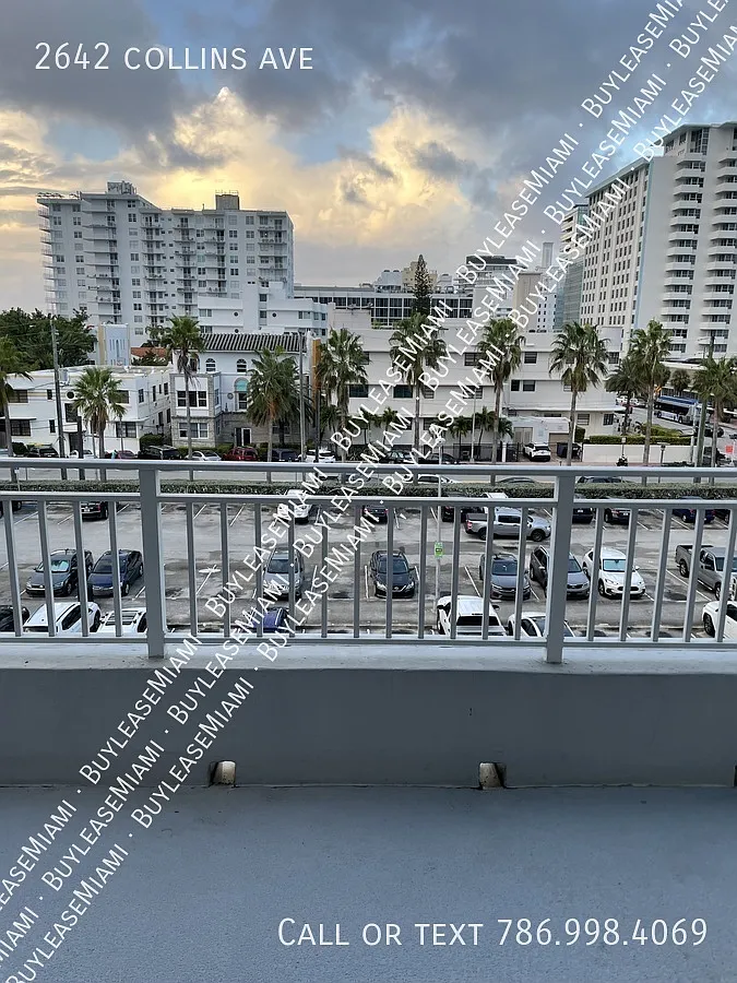 Capomar Miami Beach — Photo 1