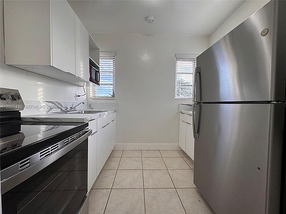 4th image of 131 NW 32nd Ct #133