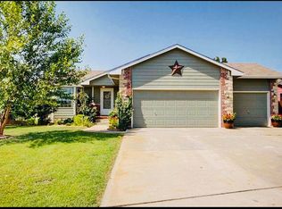 421 S Eastridge St, Valley Center, KS 67147
