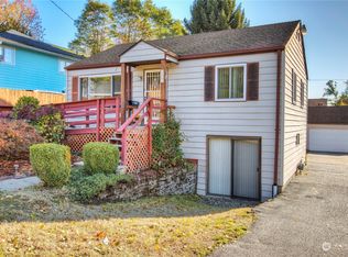 1125 SW 102nd St, Seattle, WA 98146