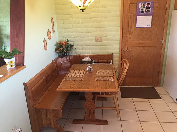 Breakfast nook