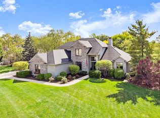10136 Calverton Pass, Fort Wayne, IN