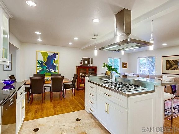 5th image of 870 Gage Dr