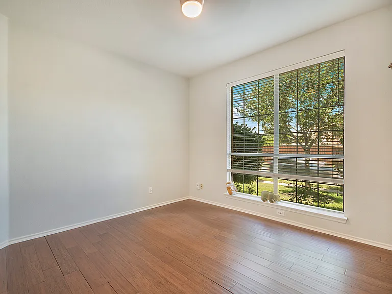 8172 Peacock Ln — Photo 33