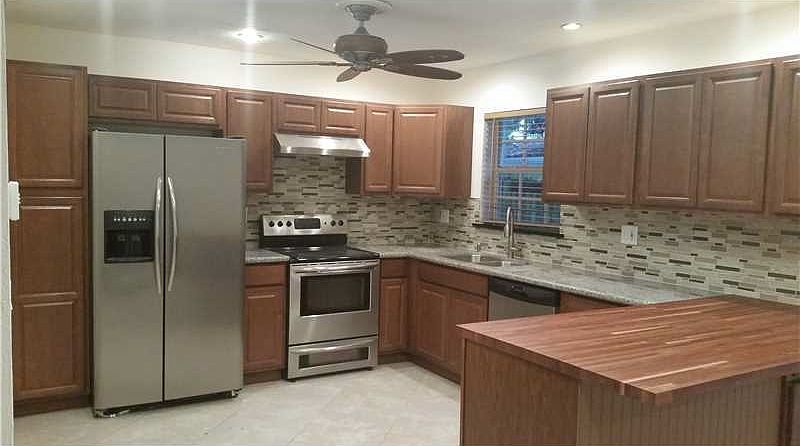 2nd image of 6730 Winfield Blvd