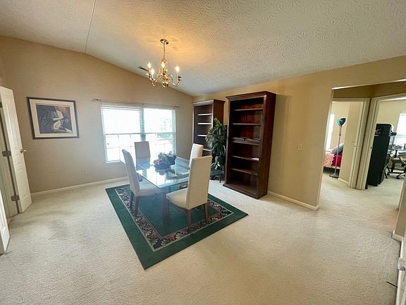 5th image of 853 Southmeadow Cir Unit 39