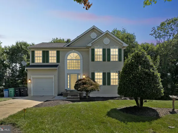 9708 Natalie Dr, Upper Marlboro, MD 20772