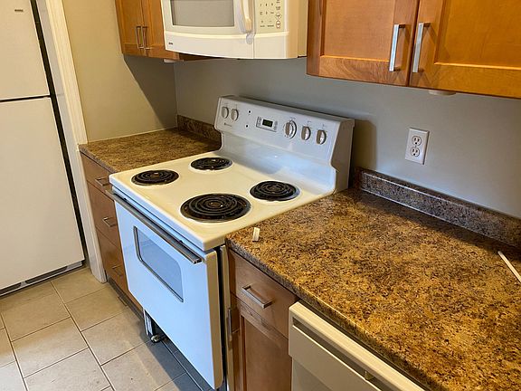 4th image of 7546 Byron Pl APT 2S