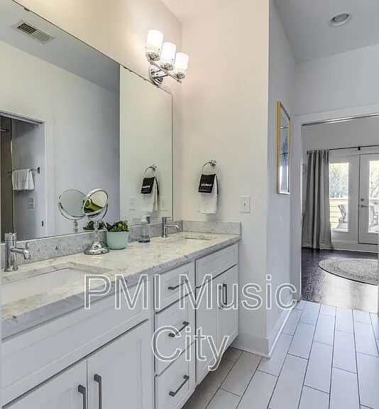 1027 Wedgewood Ave — Photo 13