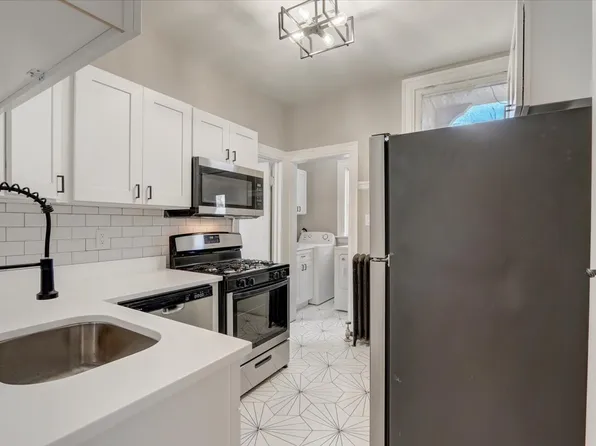 2611 N Stowell Ave, Milwaukee, WI