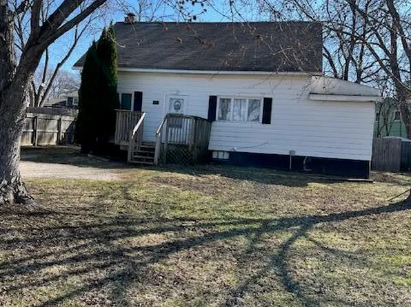 304 S Dakota Ave, Ames, IA 50014