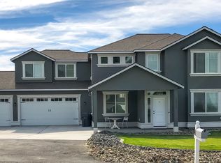 15014 S Grandview Ln, Kennewick, WA 99338