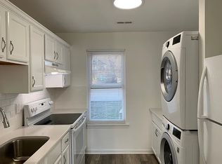 581 E Lenoir St APT B, Raleigh, NC 27601