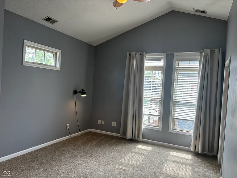 1643 N College Ave #2 — Photo 13