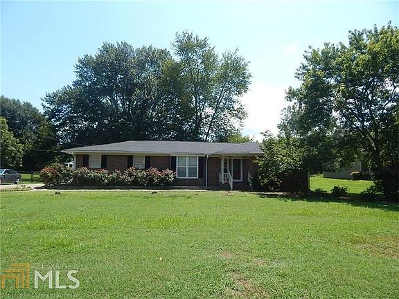 2nd image of 113 Meadow Ln