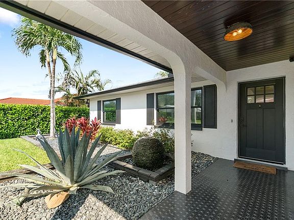 4th image of 3656 McComb LN