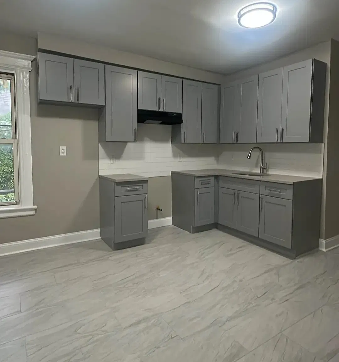 3 bed, $2,025 — Photo 1