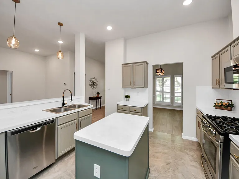 5012 N Nelson Ave — Photo 11