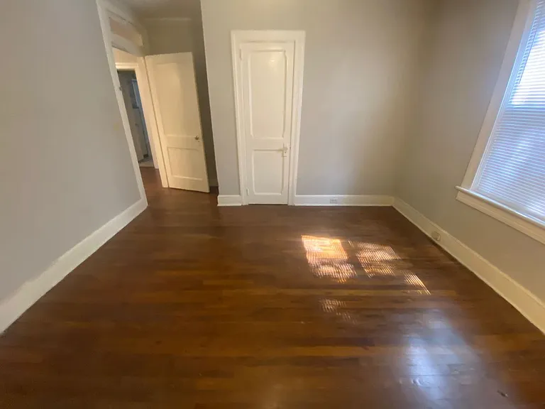 424 S Holly St — Photo 16