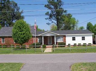 739 Milliken Rd, Paducah, KY 42003