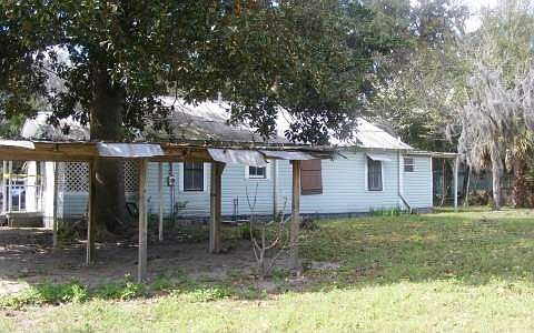 2nd image of 819 SE Dade St