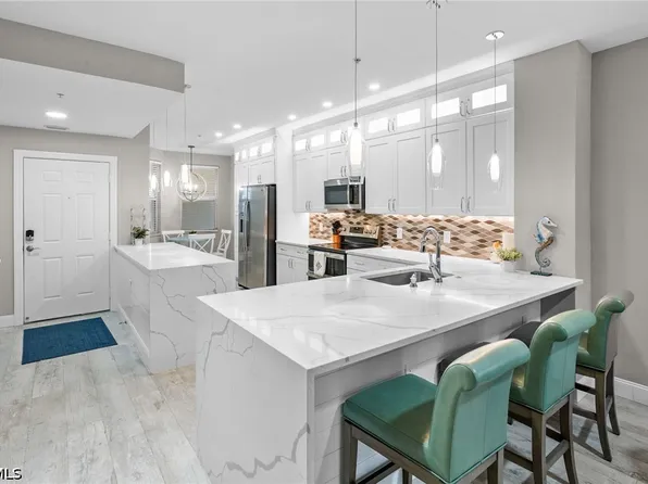 11041 Gulf Reflections Dr APT 103, Fort Myers, FL 33908