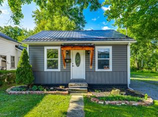 24 E Main St, Newton Falls, OH 44444