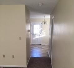 3rd image of 1024 S Loudoun St