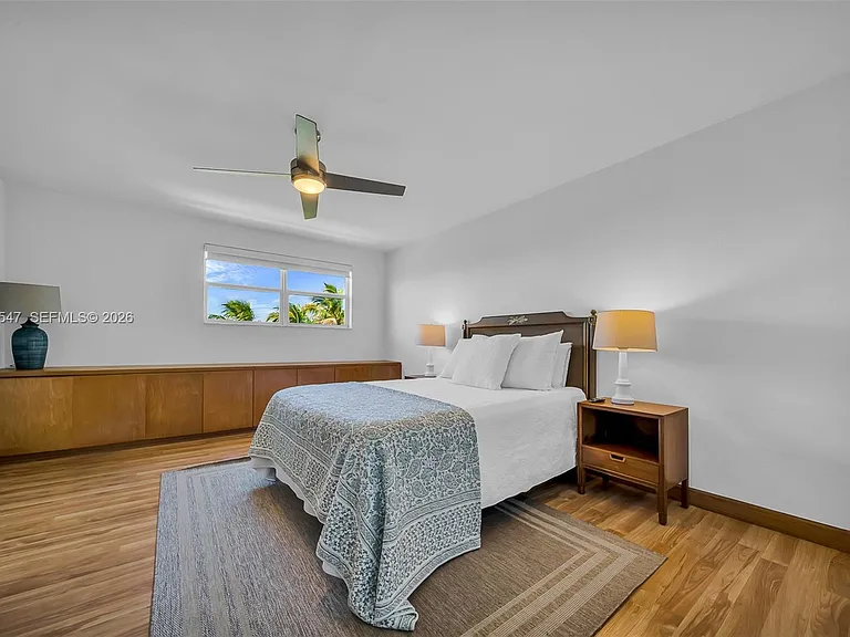 555 Crandon Blvd #53 — Photo 9