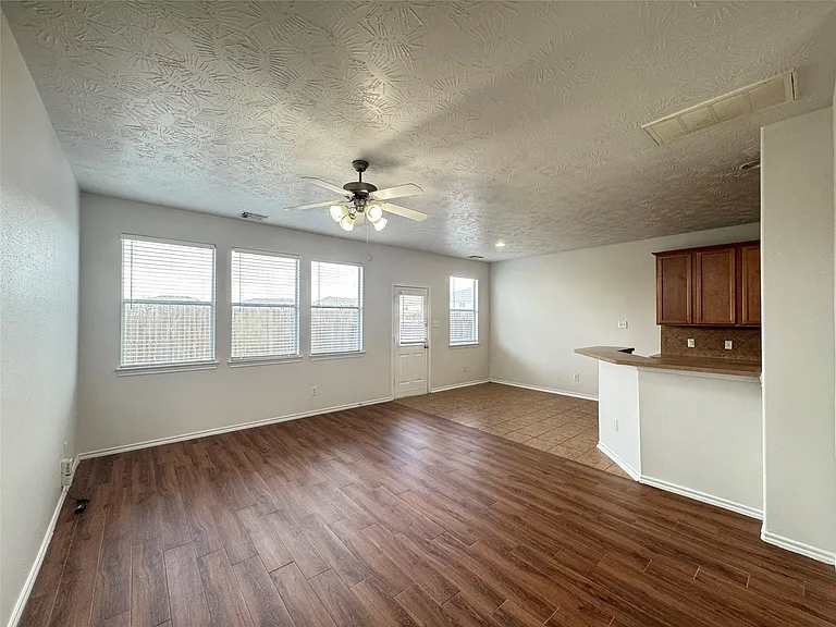 11531 Jacinth Ct — Photo 6