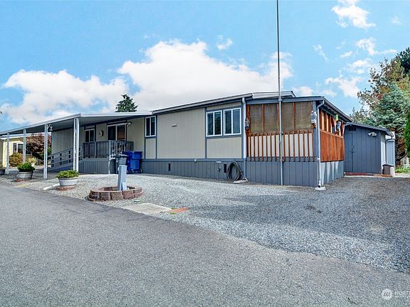 4th image of 16600 25th Avenue NE #121