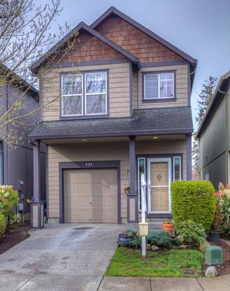 1st image of 426 SE Heathcliff Ln