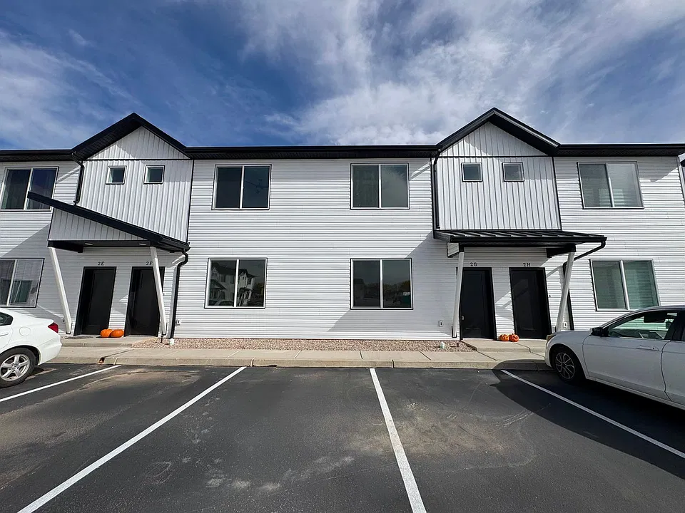 1681 W 2925 N #2A