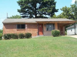 664 Western Park Dr, Memphis, TN 38109